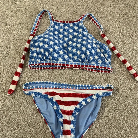 Heat USA Crochet-Trimmed American Flag halter Bikini red white blue July - Picture 3 of 6